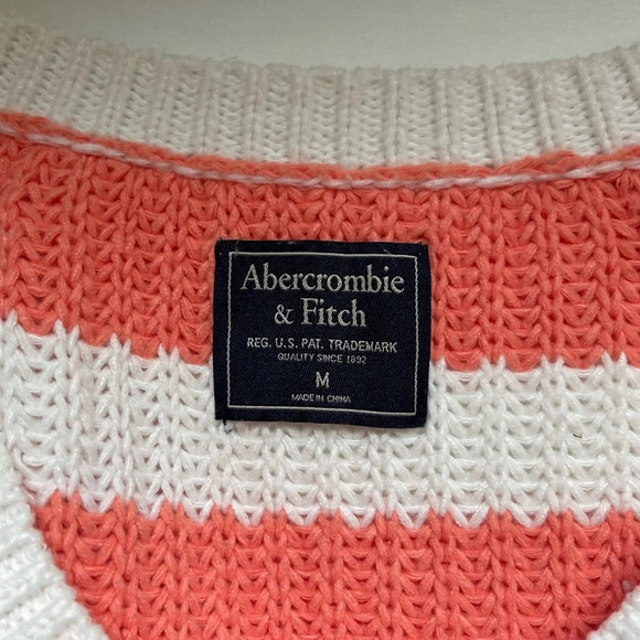 Abercrombie & Fitch White & Peach Striped Chunky Knit Sweater Medium Women’s - Picture 8 of 10